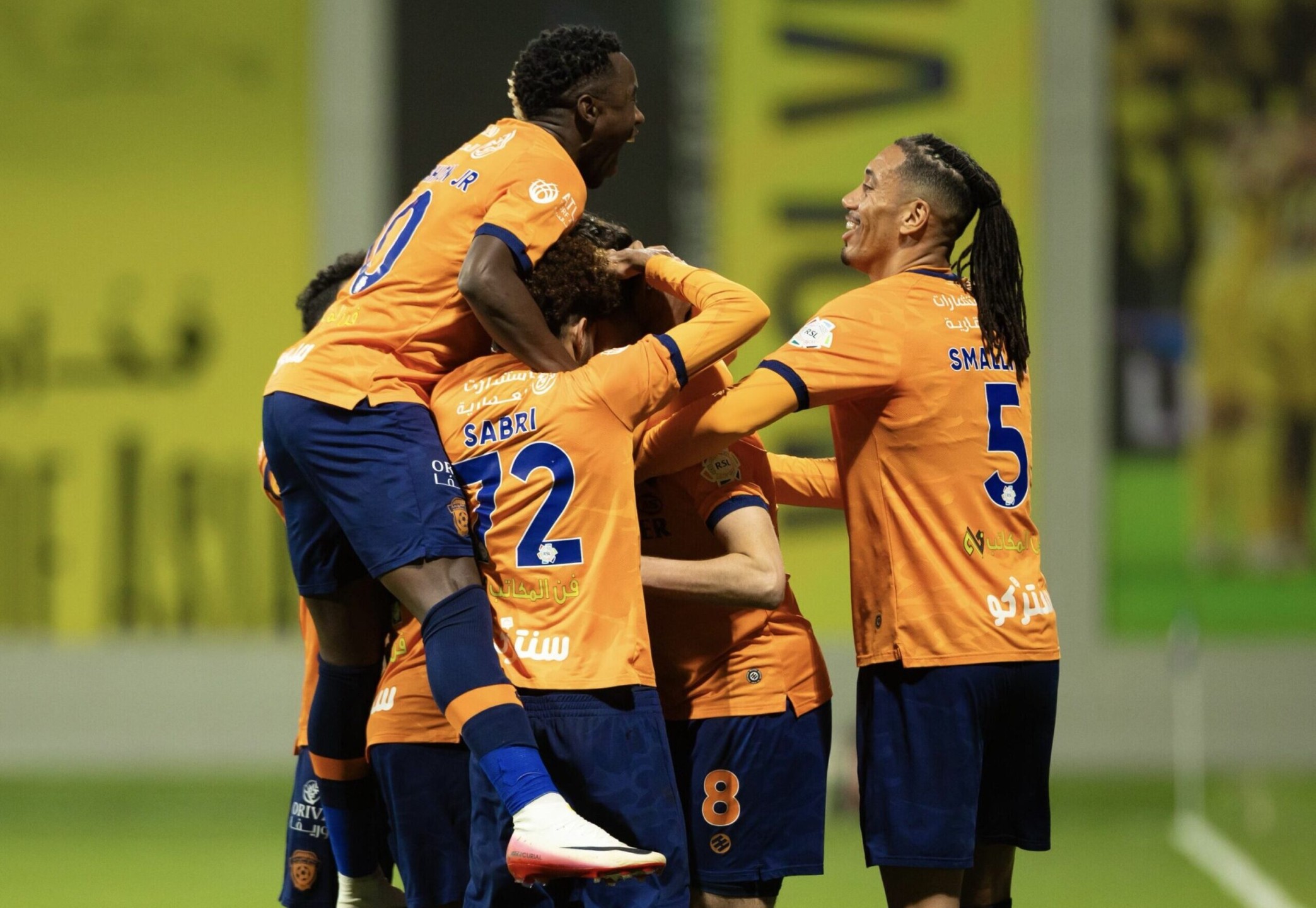 نيوم ضد الفيحاء