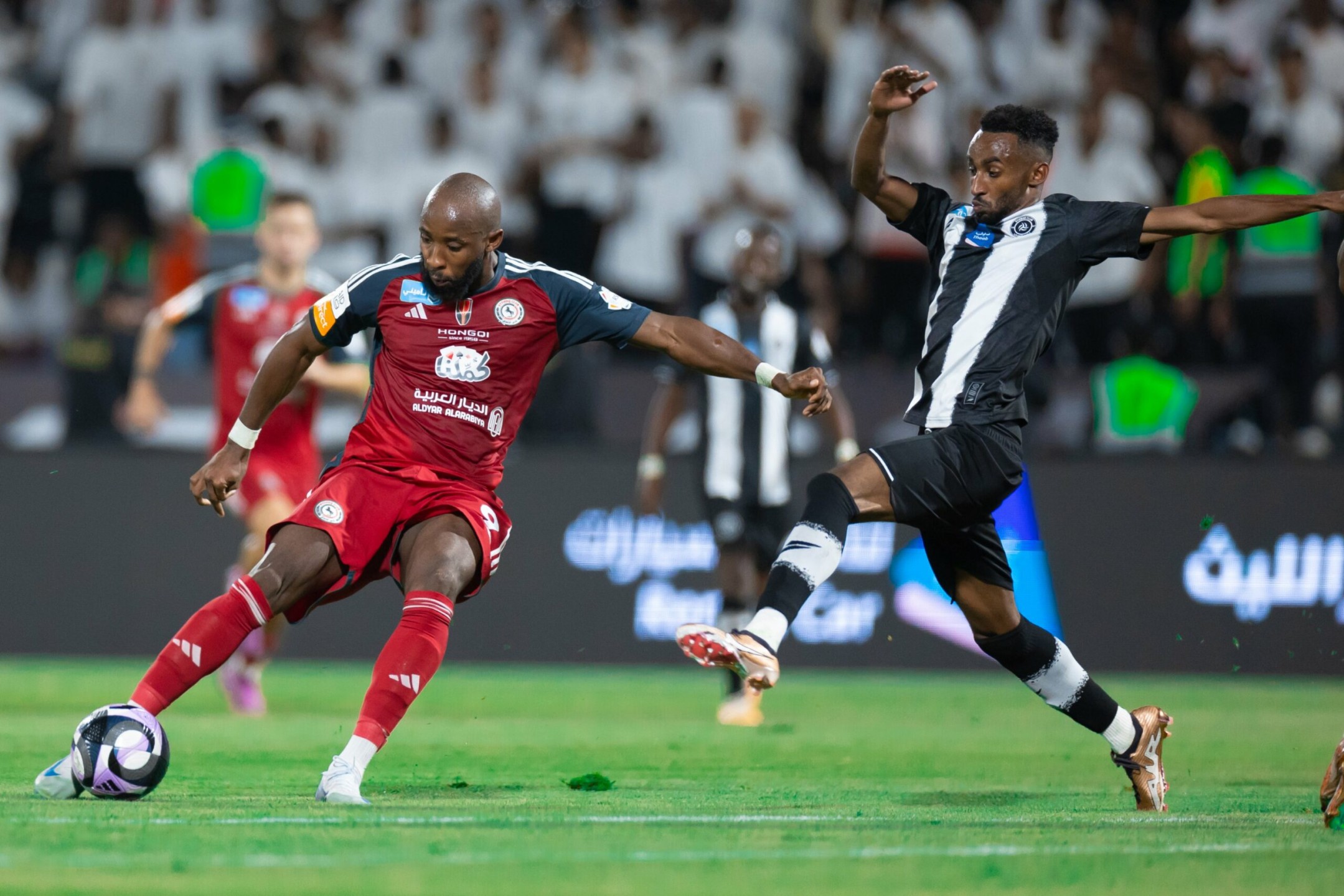 الشباب ضد الاتفاق