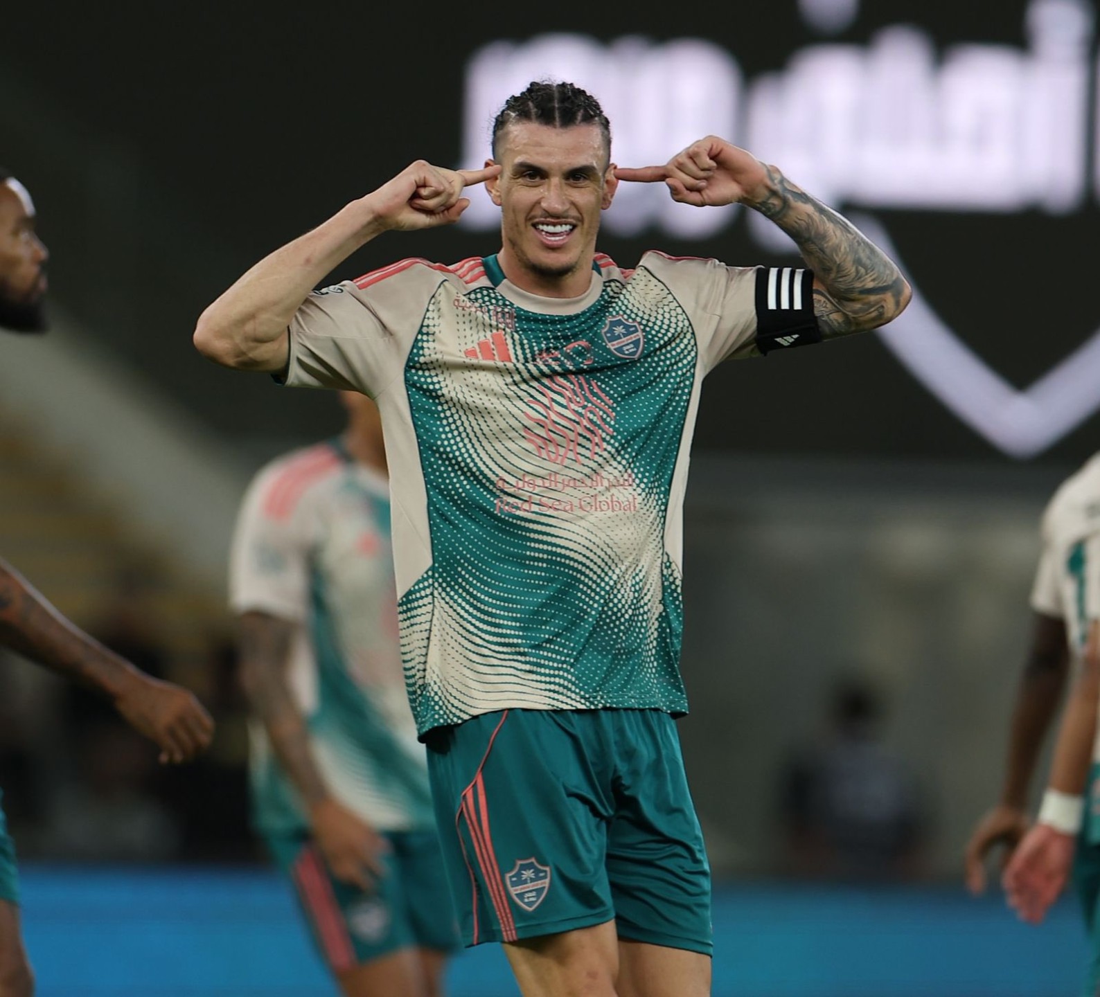 الأهلي ضد الفيحاء