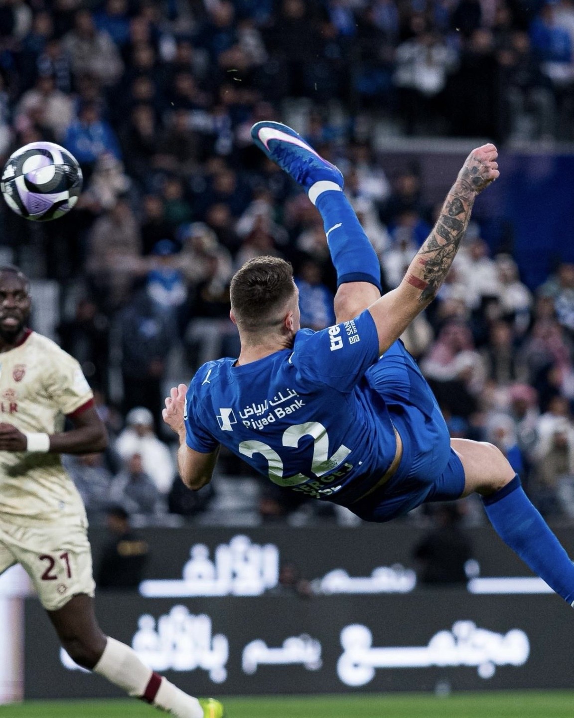 الهلال ضد شباب الأهلي 