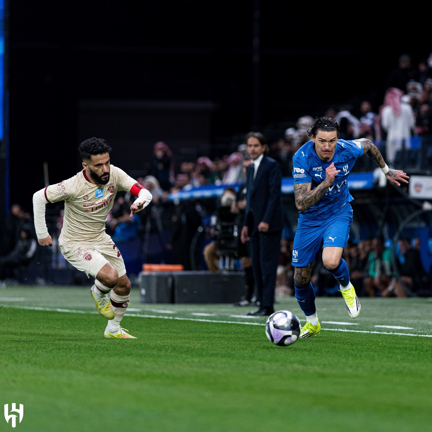 الهلال ضد الأهلي 