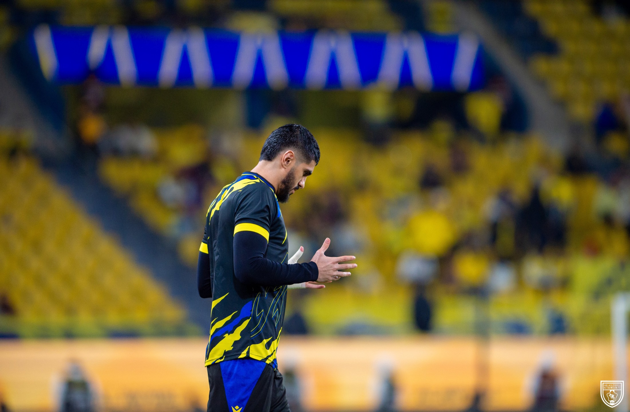 التعاون ضد الأخدود