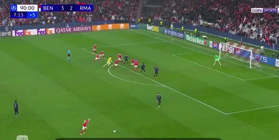 ريال مدريد ضد بنفيكا