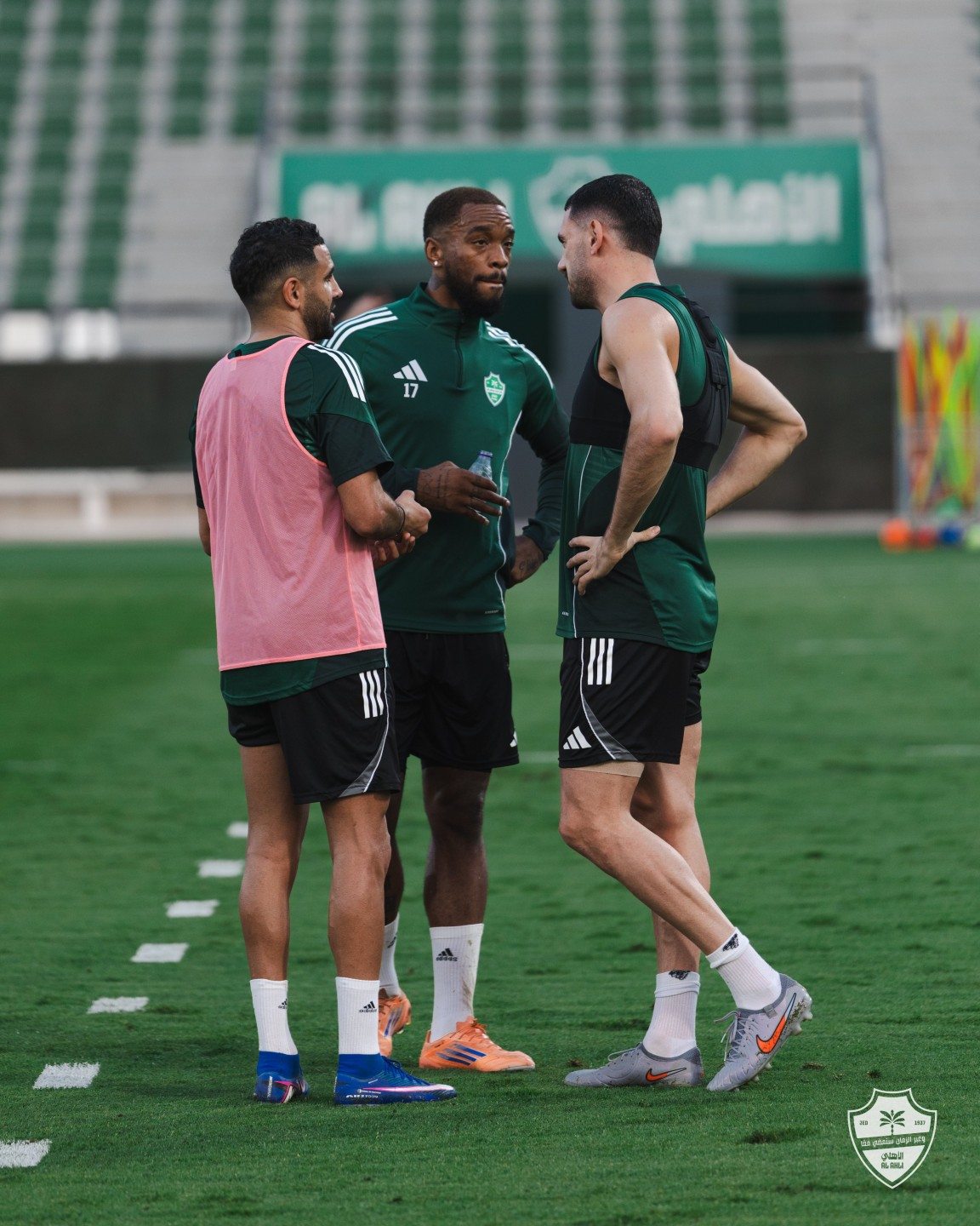 الأهلي ضد الهلال 