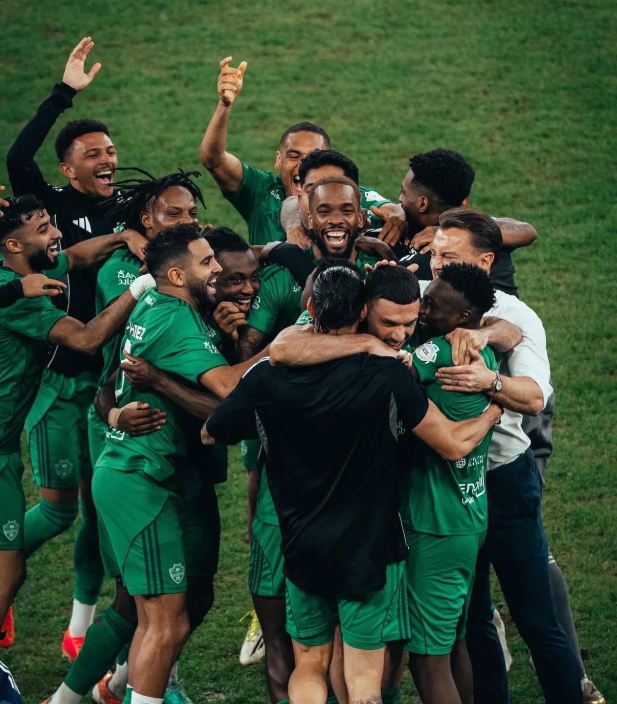 الأهلي ضد شباب الأهلي