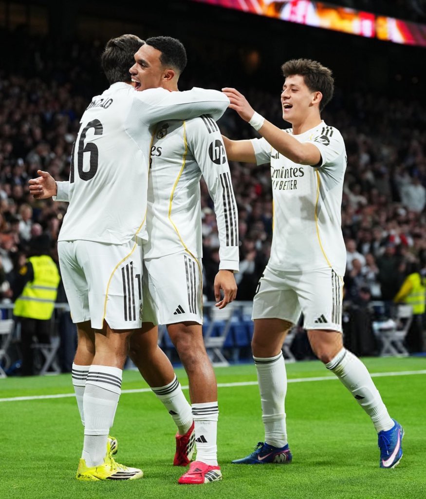 ريال مدريد ضد بنفيكا