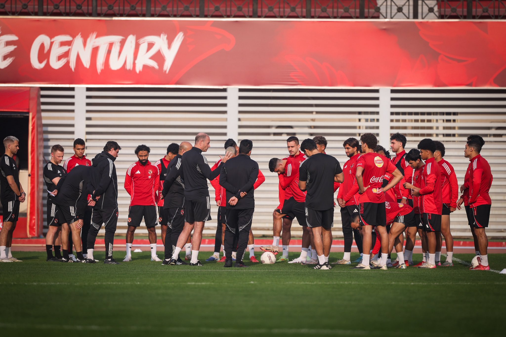 الأهلي ضد سموحة 