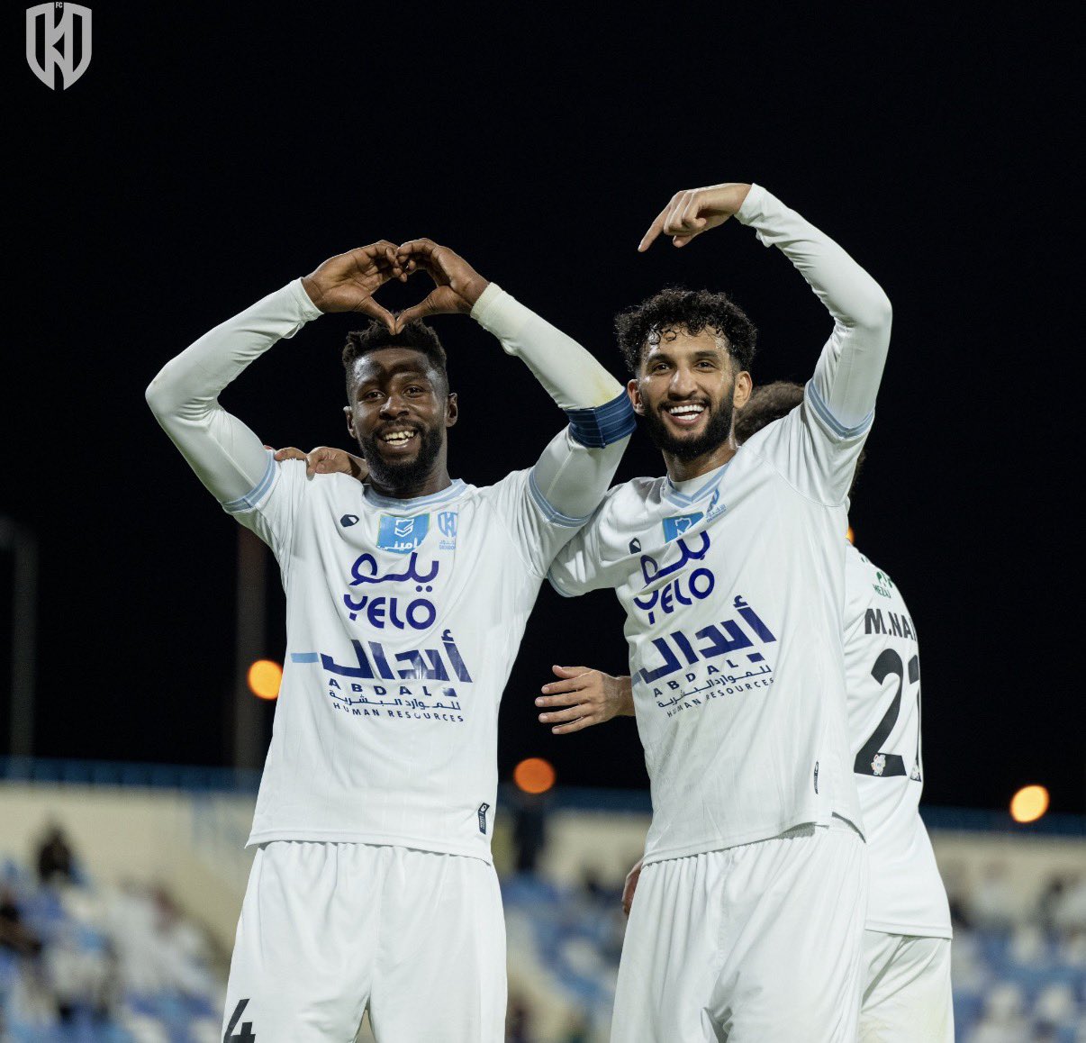 الأخدود ضد النجمة