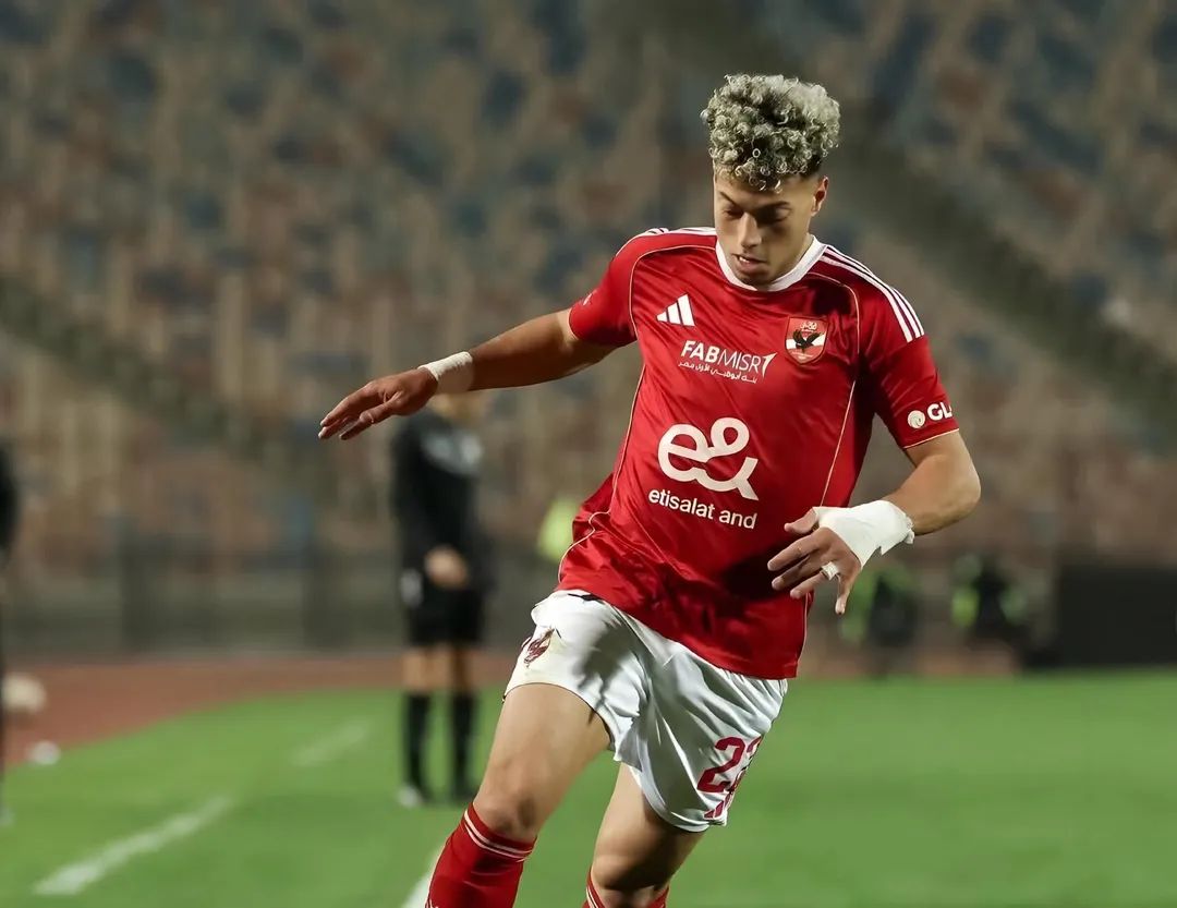 الأهلي ضد طلائع الجيش