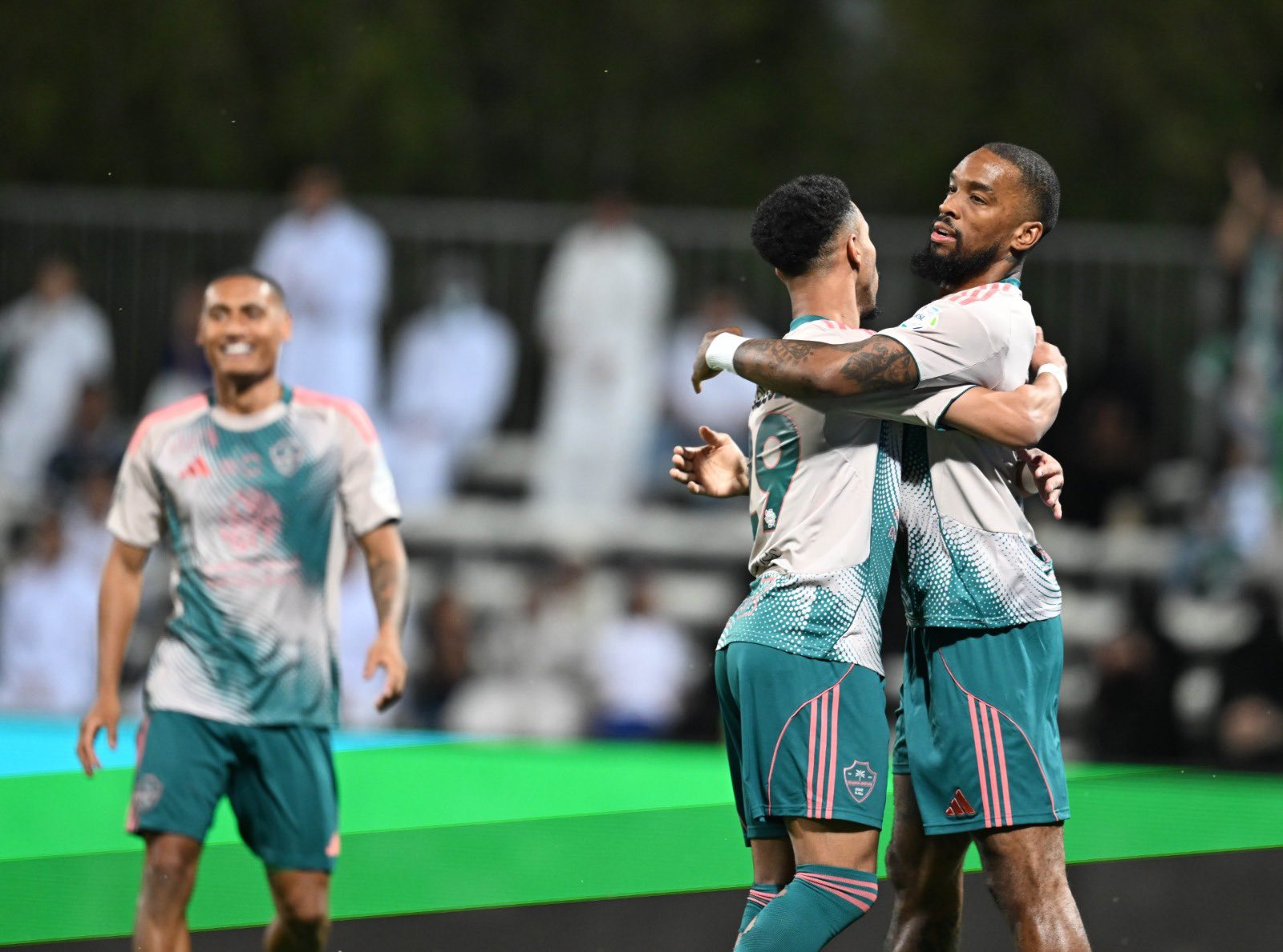 الأهلي ضد فيسيل 