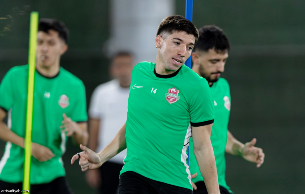 شباب الأهلي ضد بوريرام