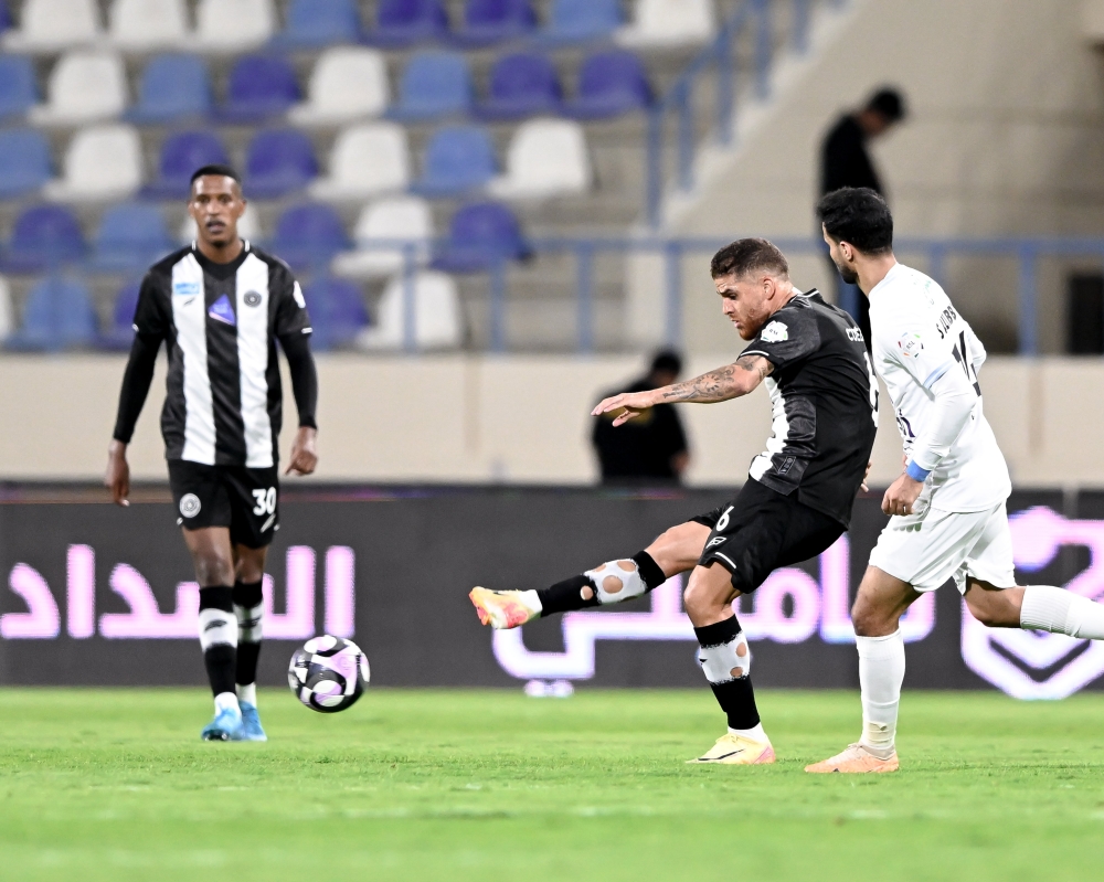 الشباب ضد الأخدود