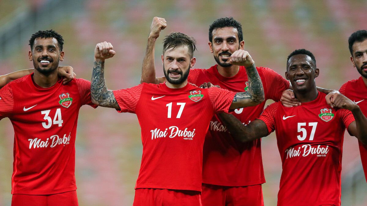 شباب الأهلي ضد دبا الفجيرة