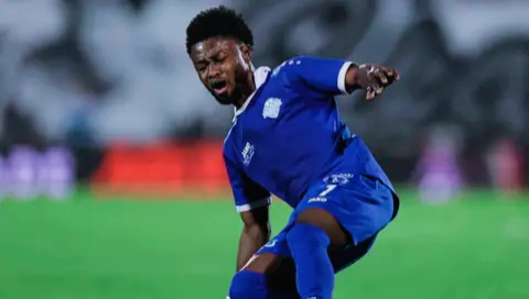 دوغلاس أوسو - الأهلي 