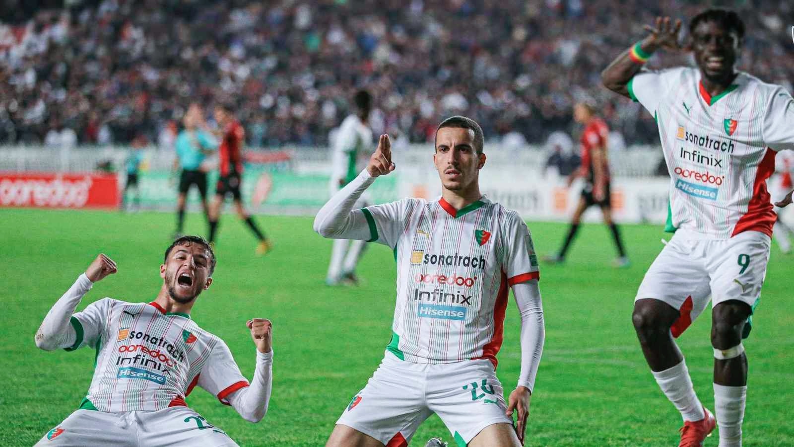 مولودية الجزائر ضد اتحاد العاصمة