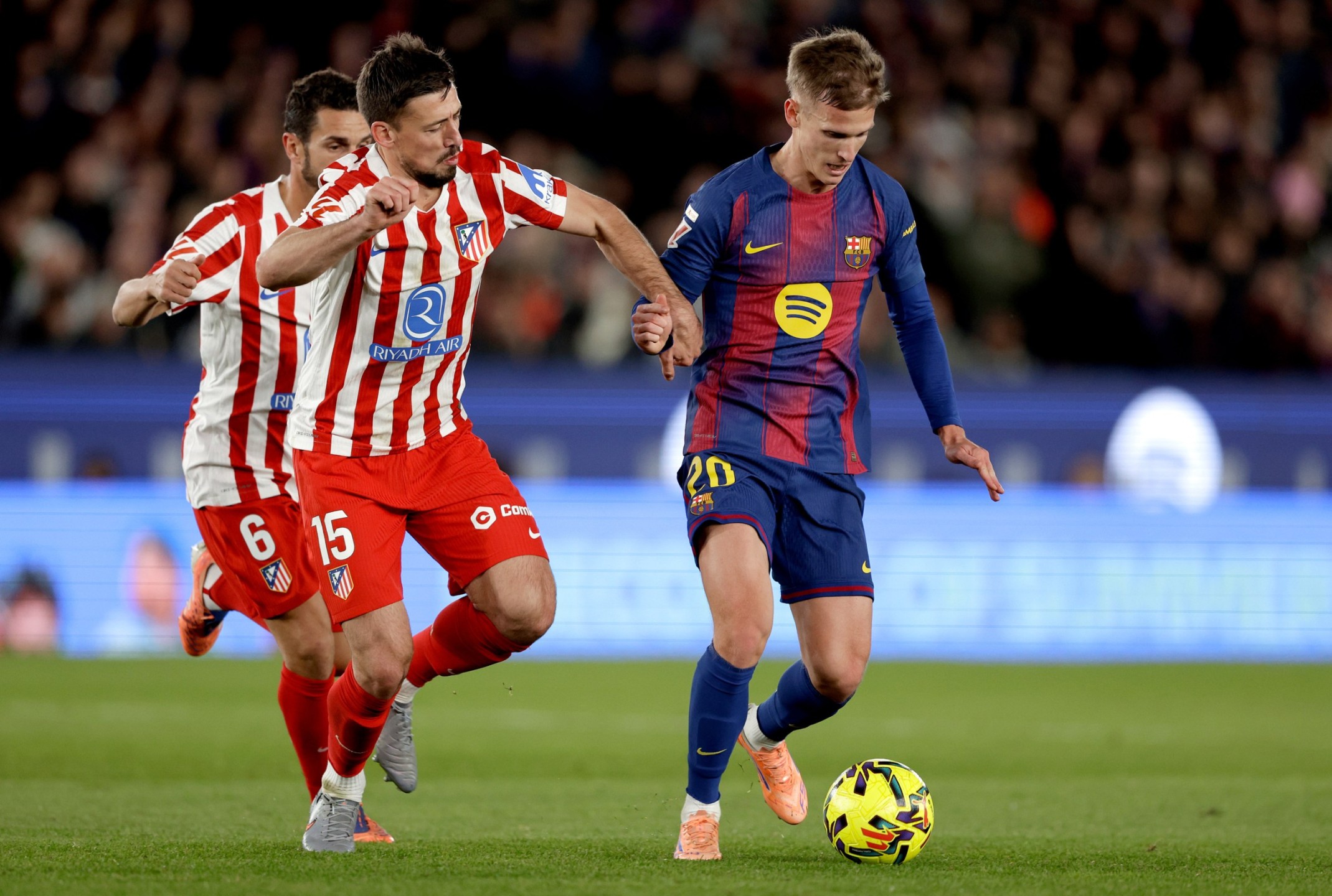 برشلونة ضد أتلتيكو مدريد 