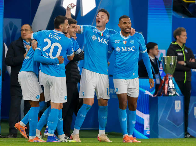 نابولي ضد ساسولو