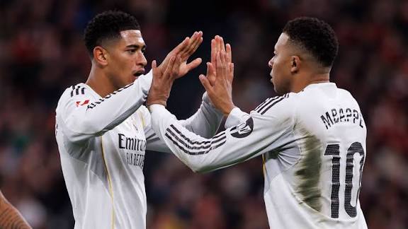 ريال مدريد ضد بنفيكا