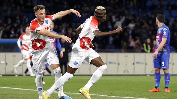 نابولي ضد كريمونيسي