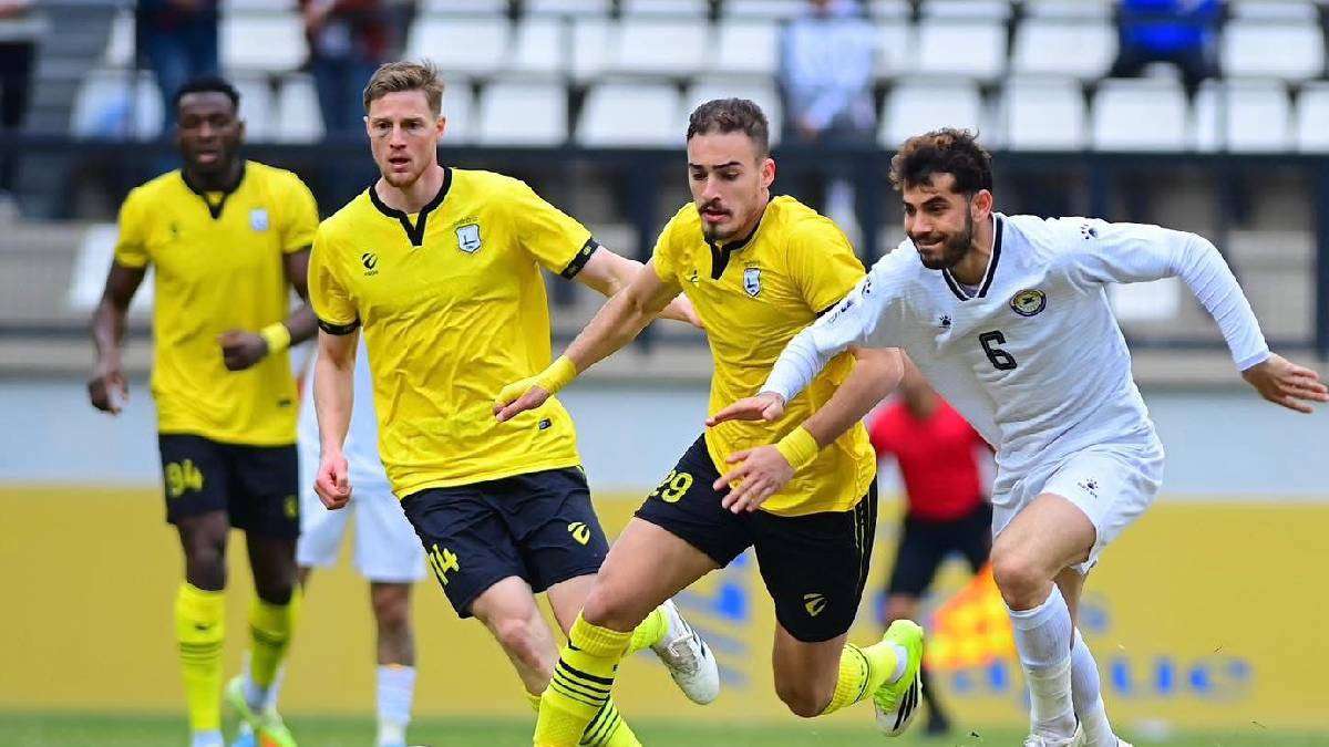 الزوراء ضد النجف 