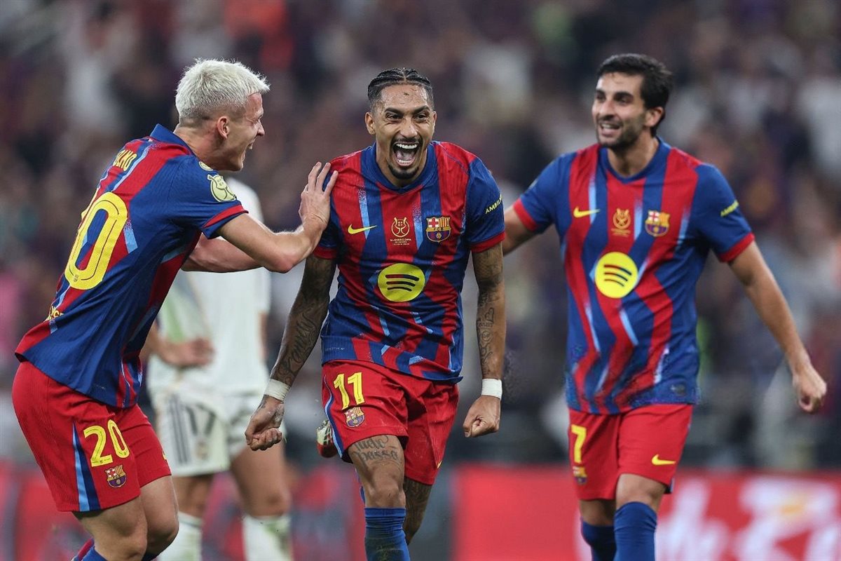 ريال مدريد وبرشلونة 