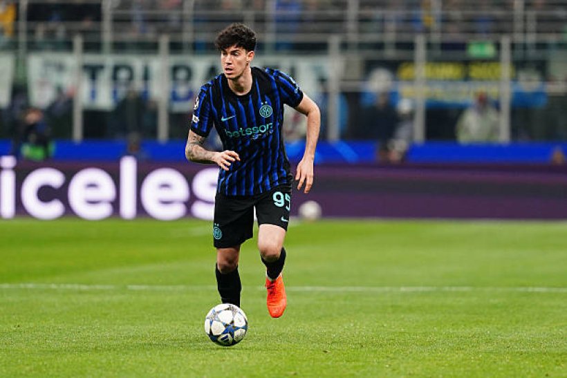 اللاعب أليساندرو باستوني 