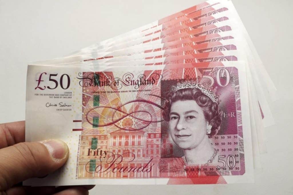 سعر الجنيه الإسترليني مقابل الجنيه 