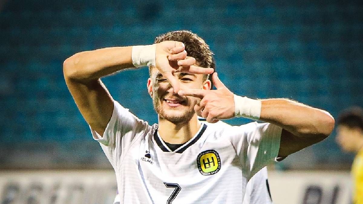 اللاعب عودة الفاخوري 