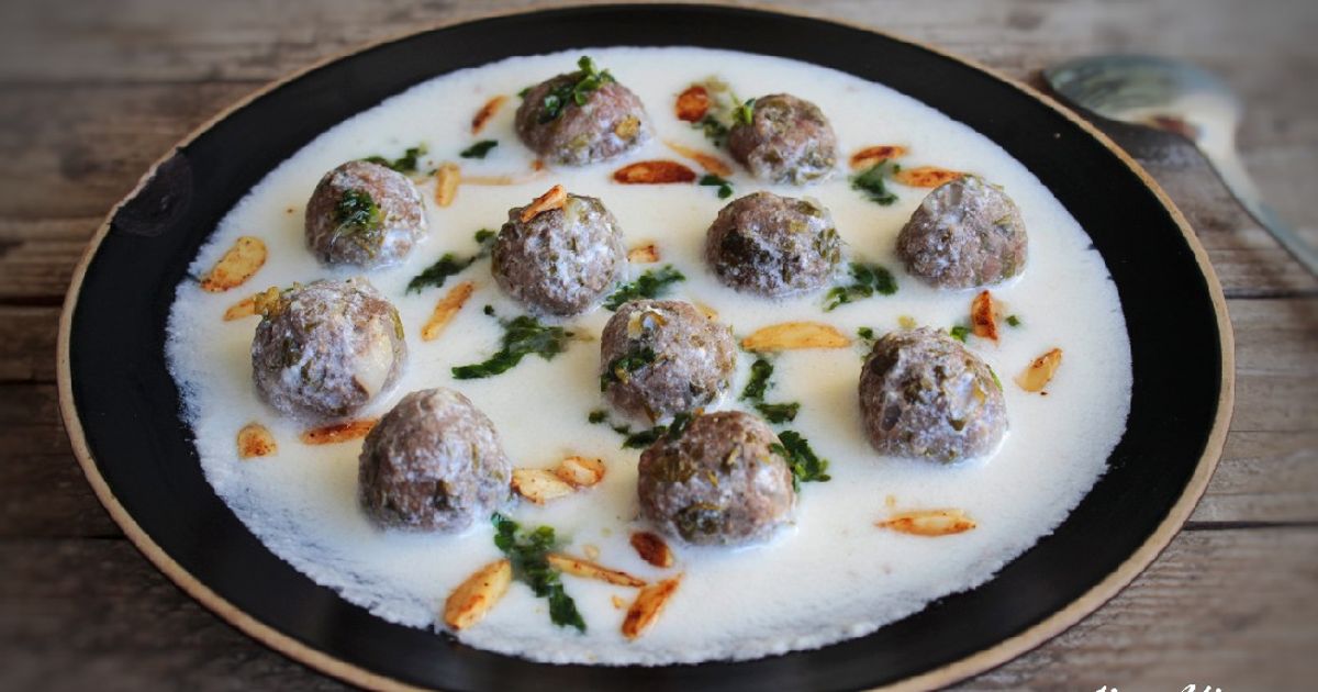 الكفتة باللبن