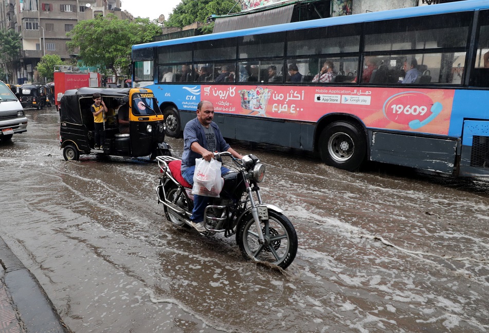 مياه الأمطار 
