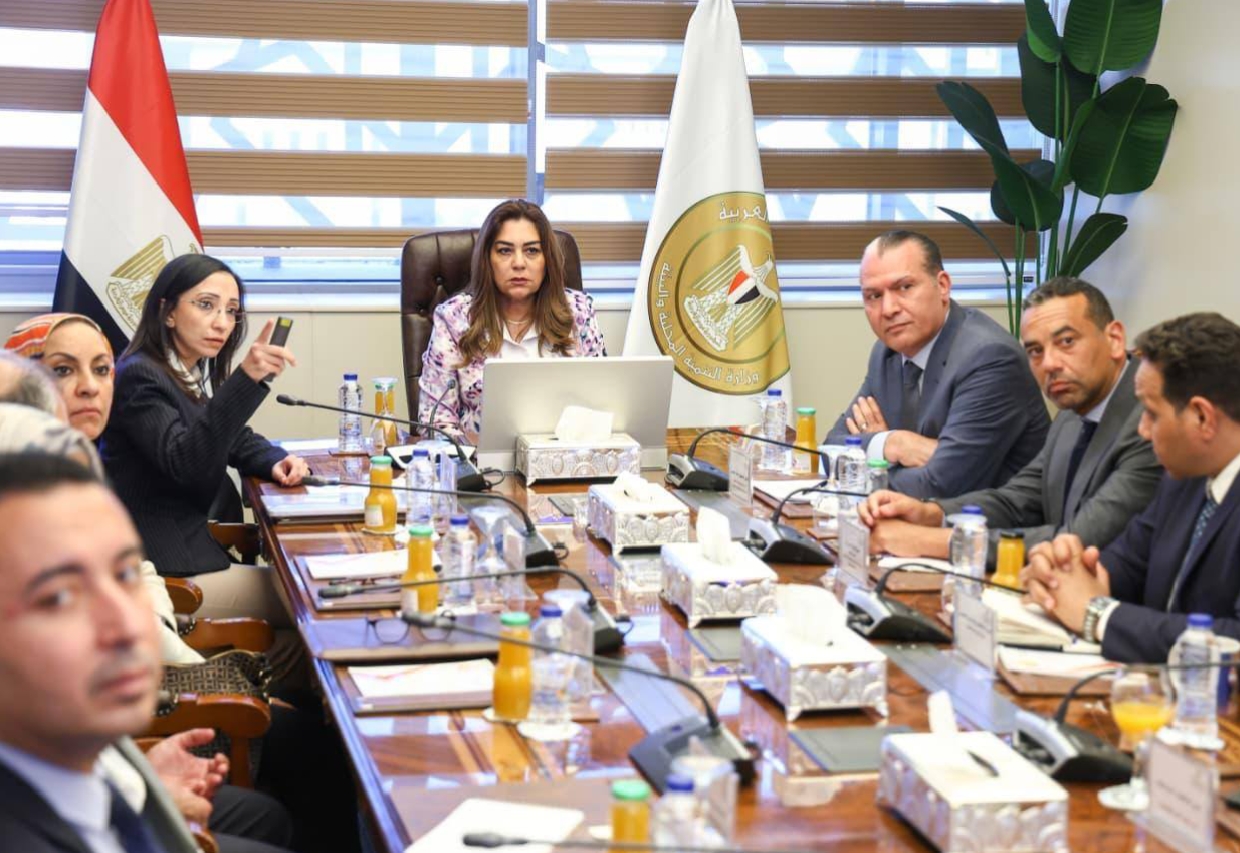وزيرة التنمية المحلية 