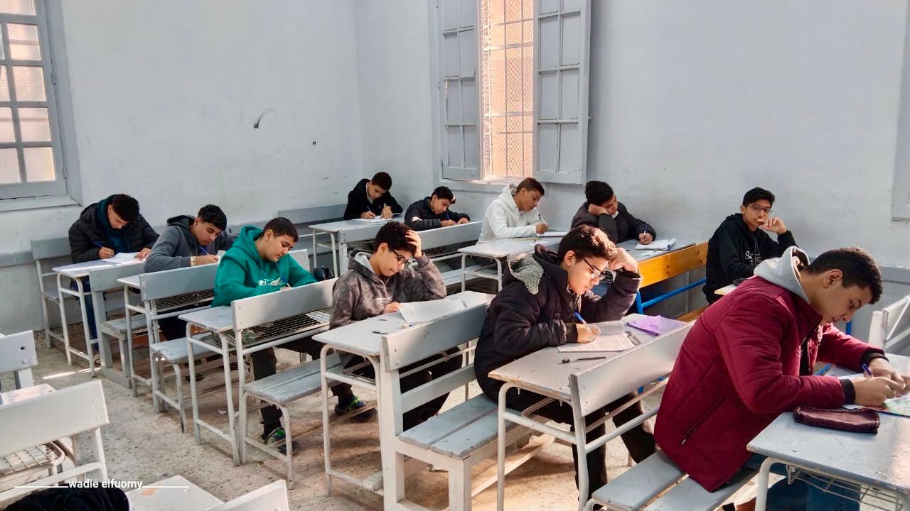 امتحانات الصف الثالث الاعدادي 