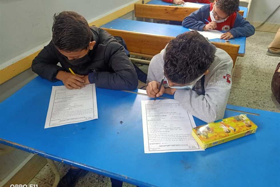 امتحانات الشهر 