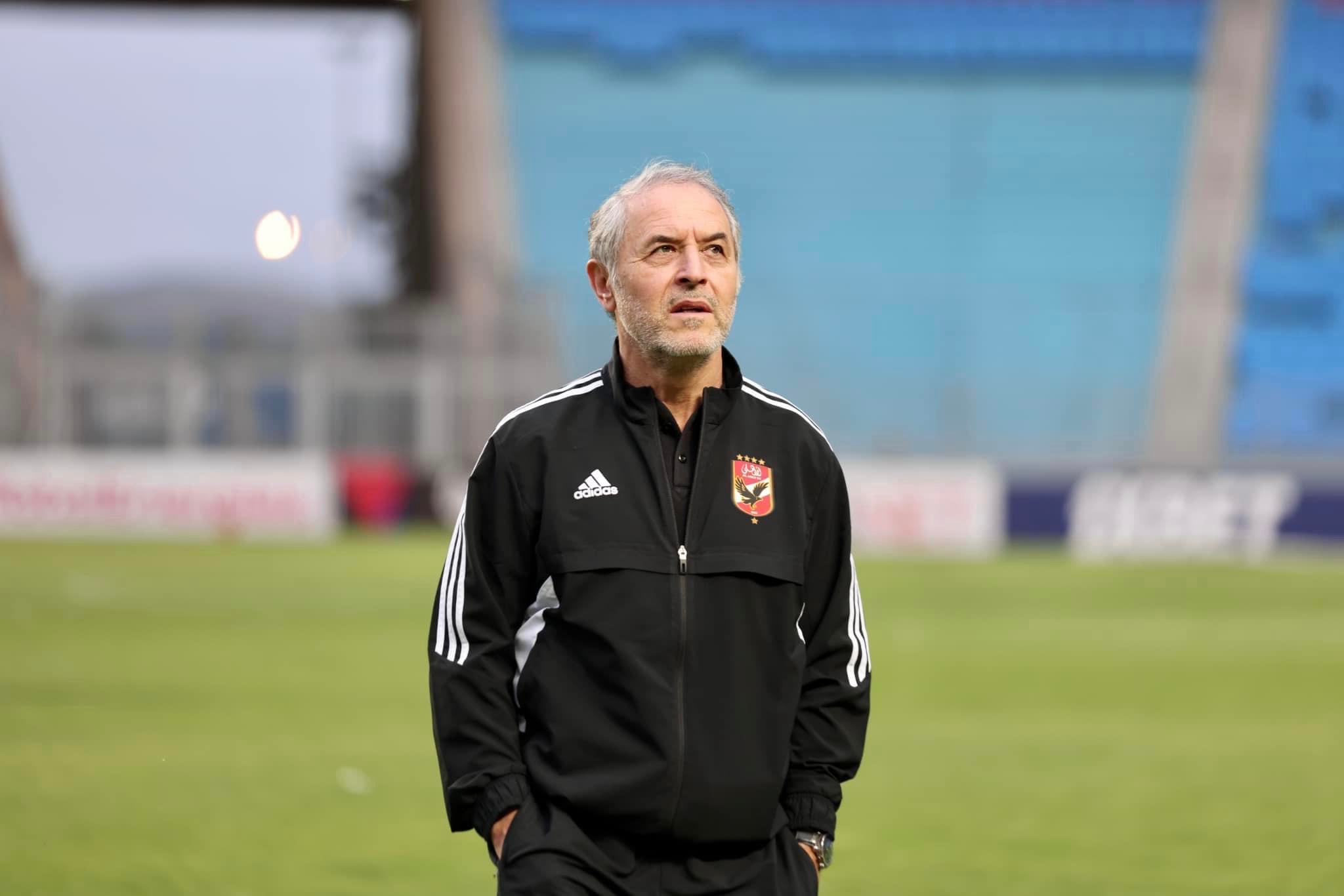 كولر مدرب الأهلي السابق