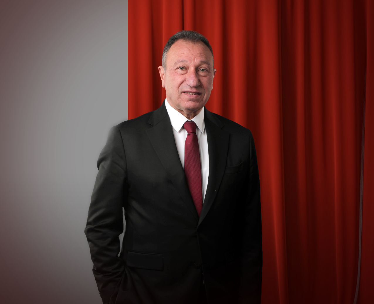 محمود الخطيب رئيس النادي الاهلي 