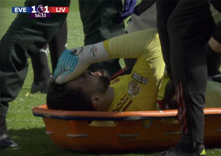 إصابة حارس ليفربول 