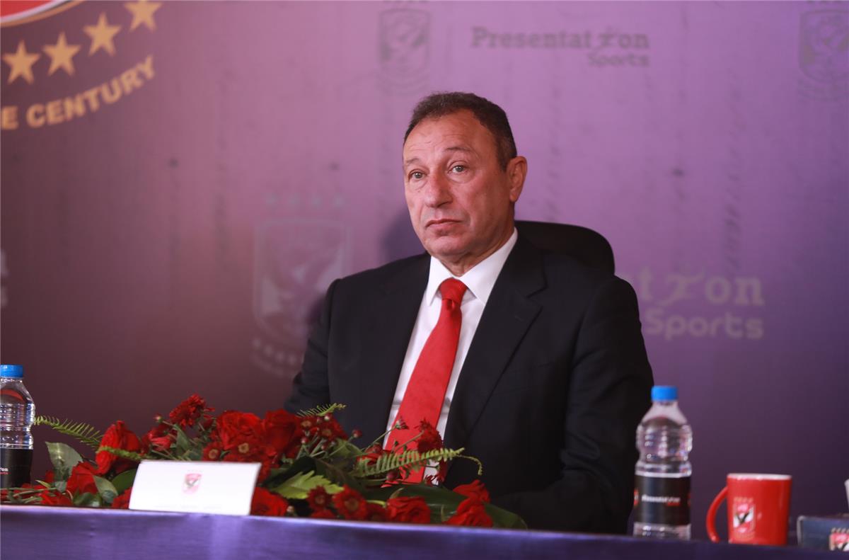 محمود الخطيب رئيس النادي الاهلي 