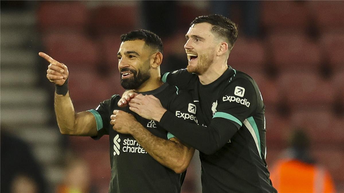 محمد صلاح و روبرتسون