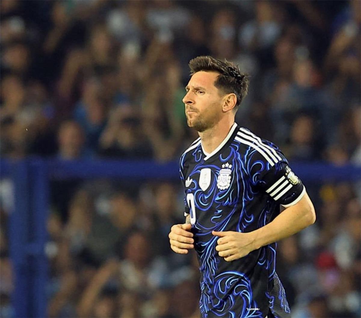 ليونيل ميسي أسطورة الأرجنتين