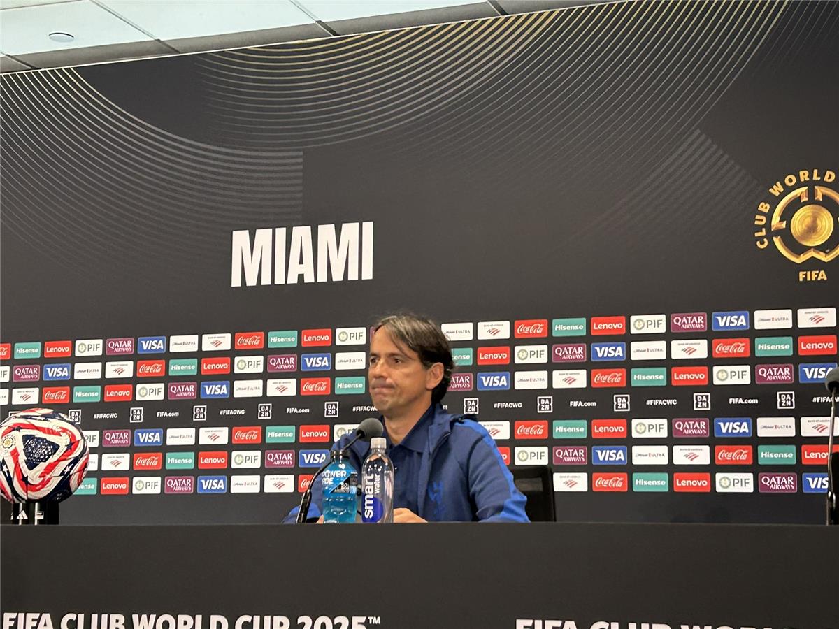 انزاجي مدرب الهلال 