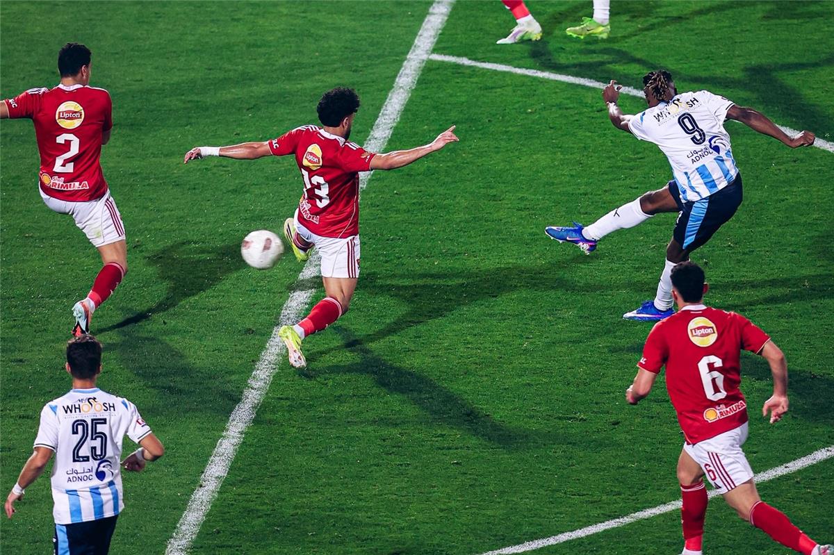 الأهلي و بيراميدز 