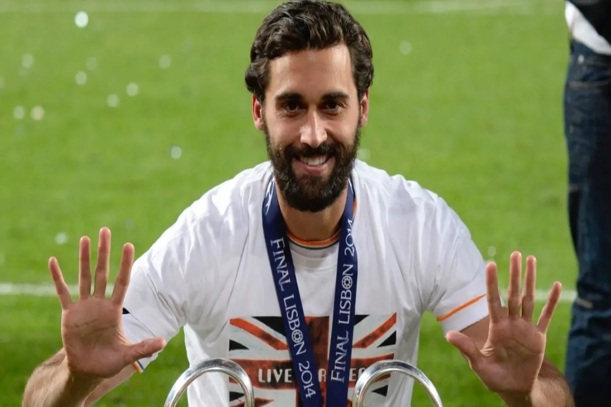 مسيرة ألفارو أربيلوا