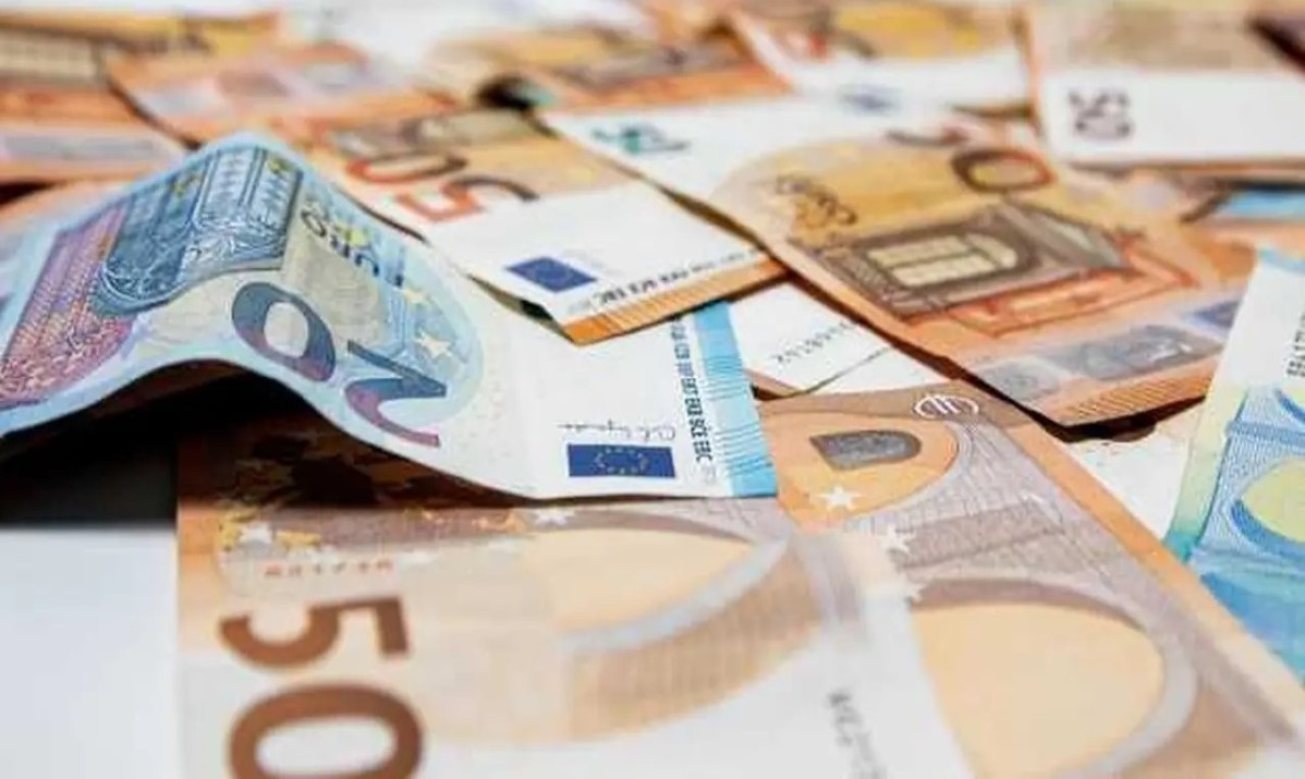 سعر اليورو