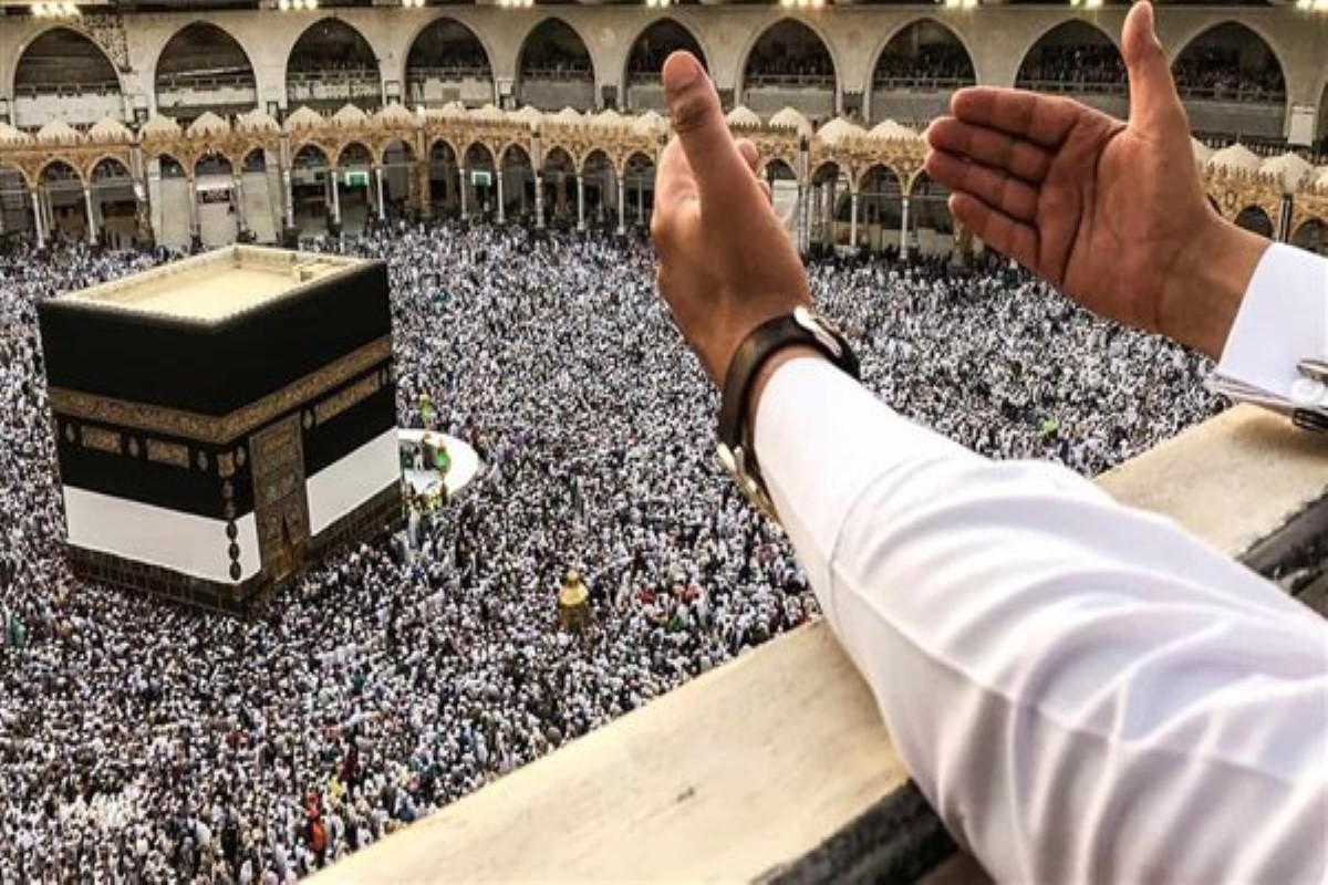 ثواب العمرة عن الميت