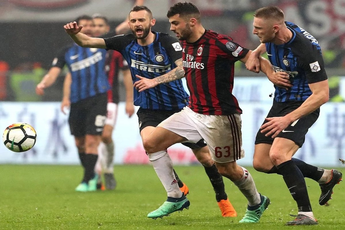 مباراة ميلان وإنتر ميلان 