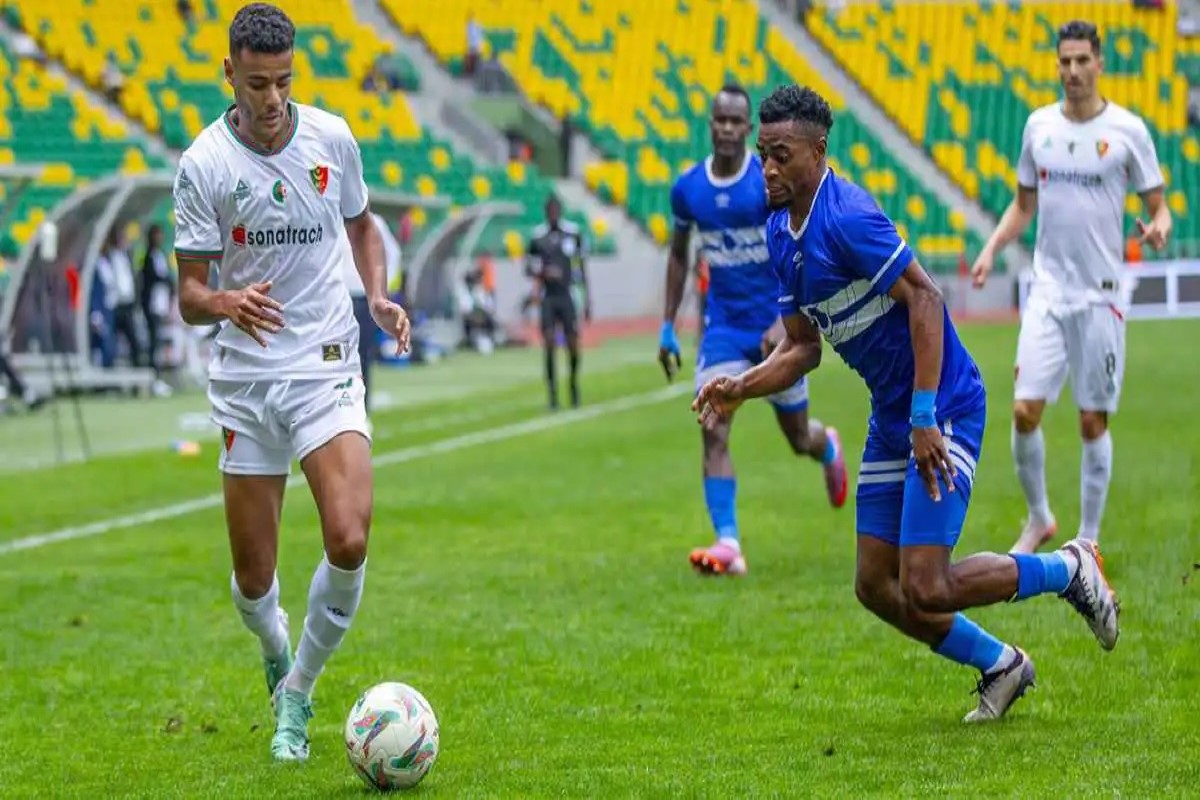 مباراة الهلال ومولودية الجزائر