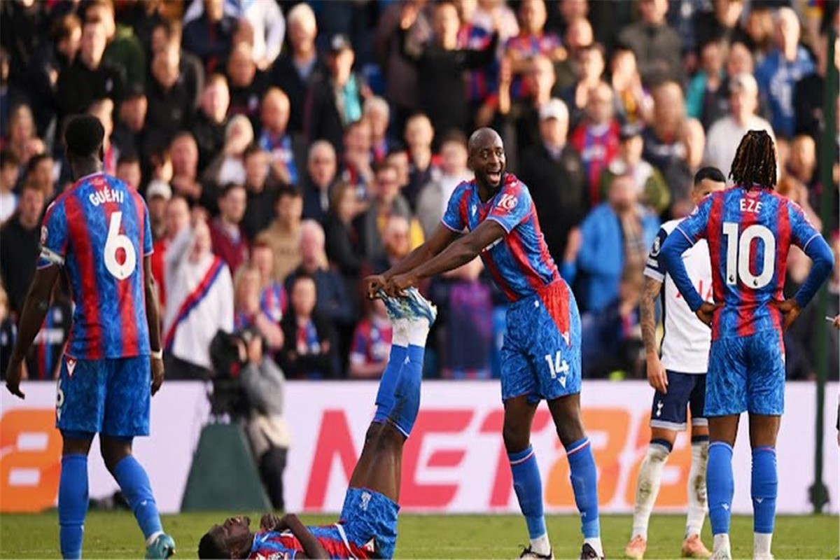 مباراة توتنهام وكريستال بالاس 