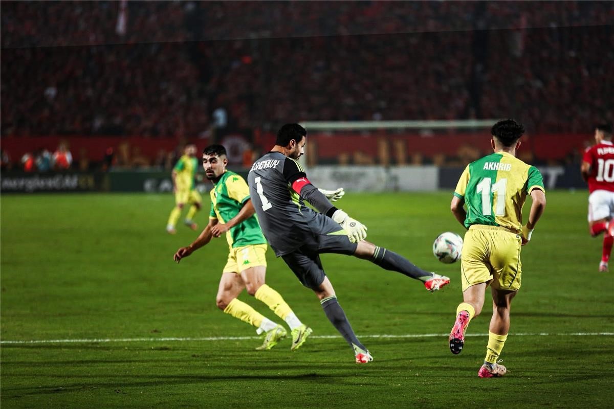 مباراة شبيبة القبائل ويانج أفريكانز