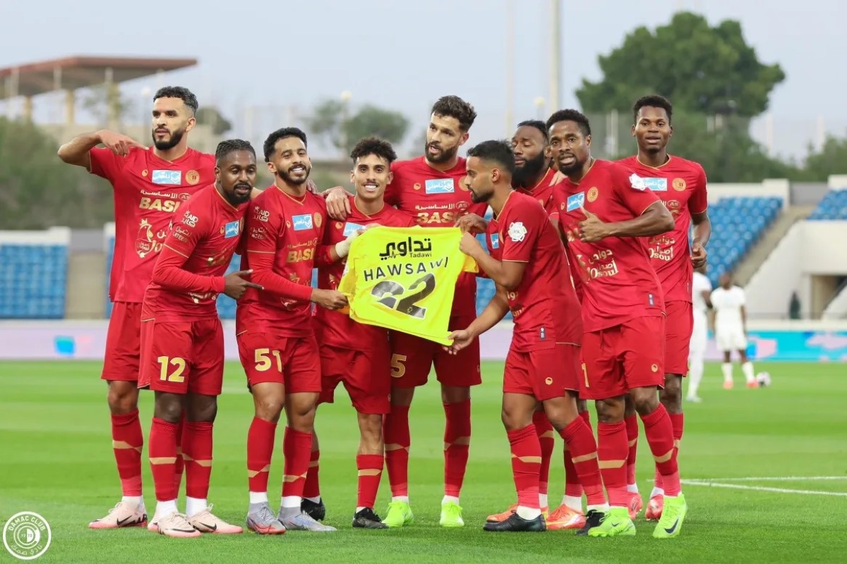 مباراة ضمك والخلود